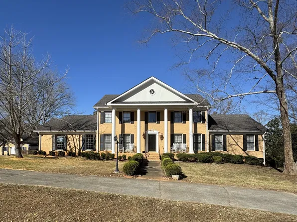3637 Linda Dr, Loganville, GA 30052