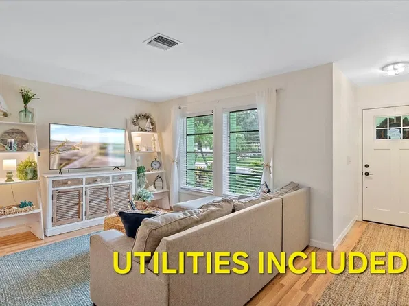 3636 Roslyn Rd, Venice, FL 34293