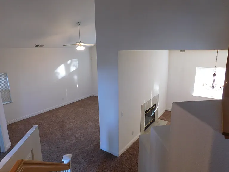 412 Avila Dr — Photo 5