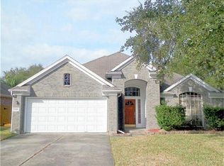 3123 Bay Creek Dr, Dickinson, TX 77539