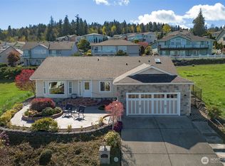 31 Topaz Way, Sequim, WA 98382