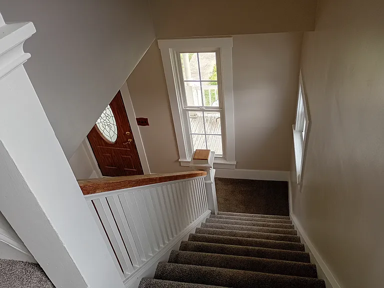 501 W Main St — Photo 16