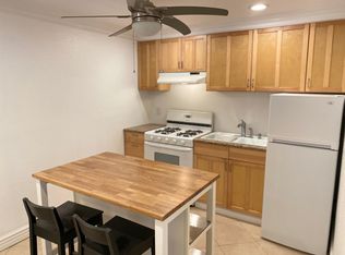 654 Manhattan Beach Blvd, Manhattan Beach, CA 90266
