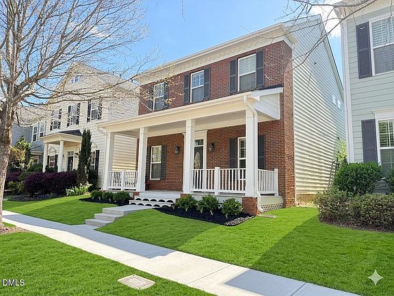 2nd image of 847 Historian St