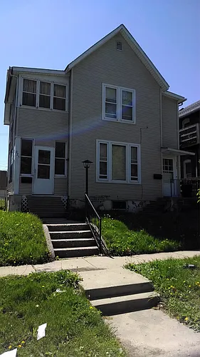 325 W Douglas Photo 1