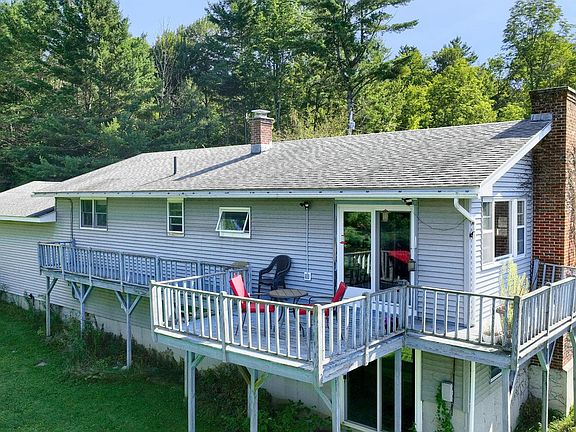4th image of 387 Wilmouth Hill Road