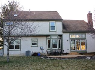 4706 Riverwood Dr, Hilliard, OH 43026