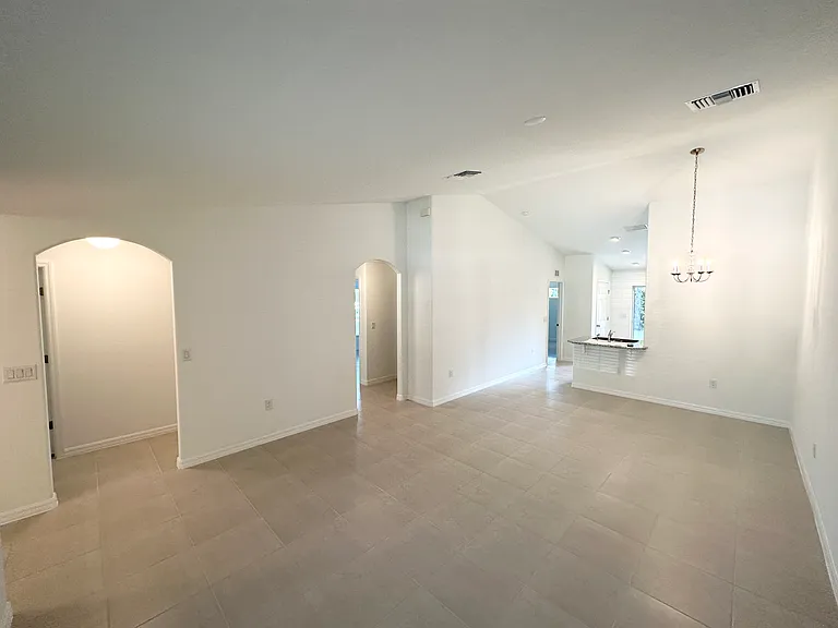 40 Wellham Ln #A — Photo 3