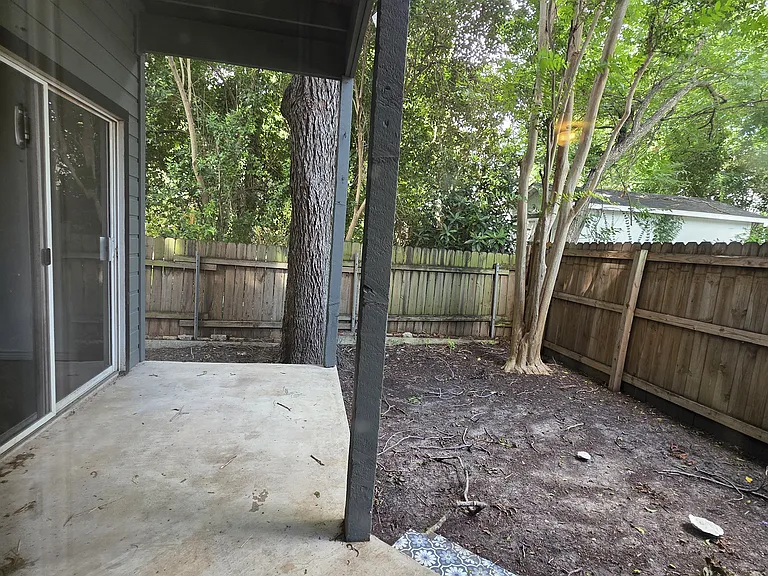 100 Jackman St #108 — Photo 33