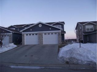 587 Pointe Court Ct SW, Rochester, MN 55902