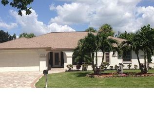 5223 Greenbriar Dr, Fort Myers, FL 33919