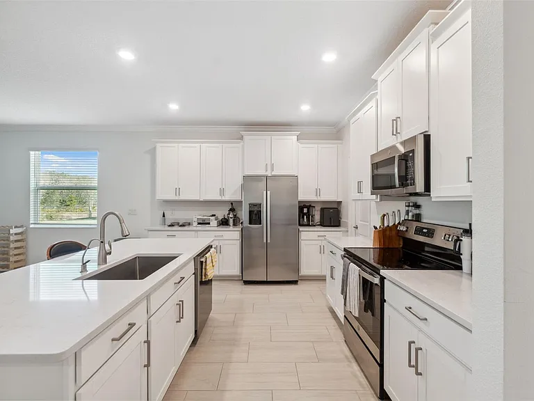 16787 Shell Bay Dr — Photo 6