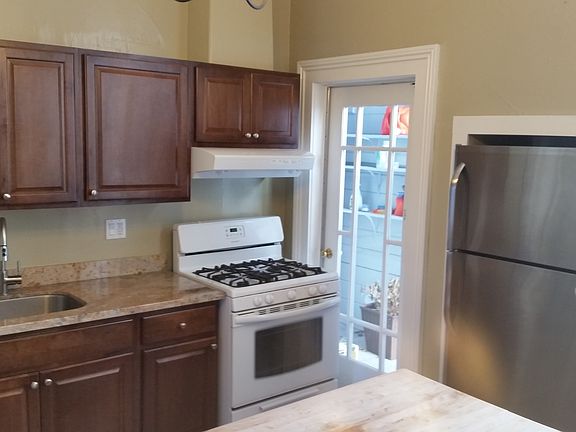 Kitchen / deck door