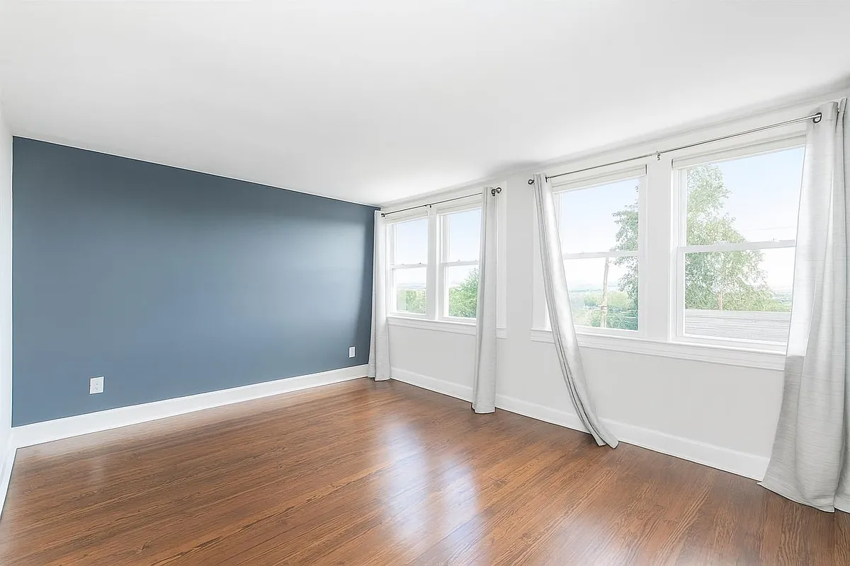 Building Photo - 54 Avenue C #2