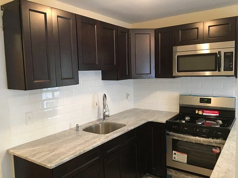 10 Cross St #2 — Photo 2