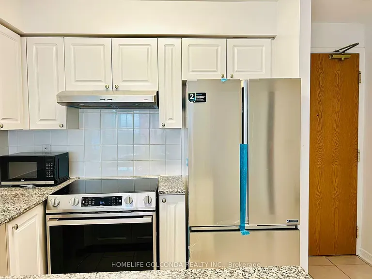 5500 Yonge St #505 — Photo 19