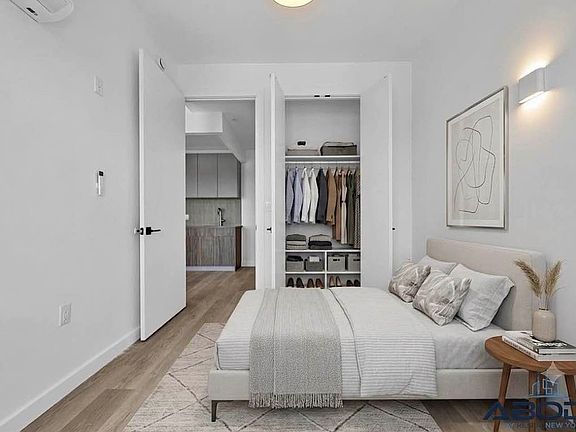 4th image of 172-02 Hillside Ave #5J