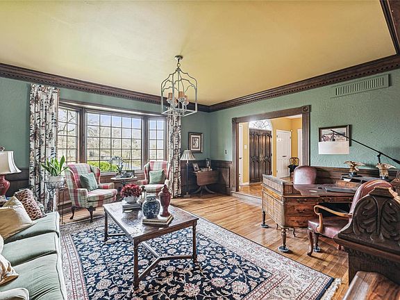 4th image of 214 Bellington Ln