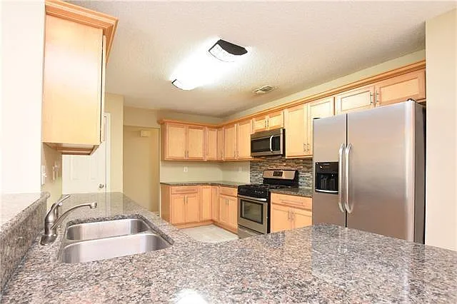 1618 Shylock Dr — Photo 6