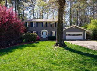 203 Lakeshore Ct NE, Marietta, GA 30067