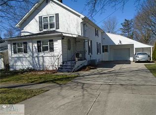 630 Spring St, Grand Ledge, MI 48837