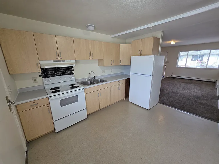 2859 Elm Cir #19 — Photo 5