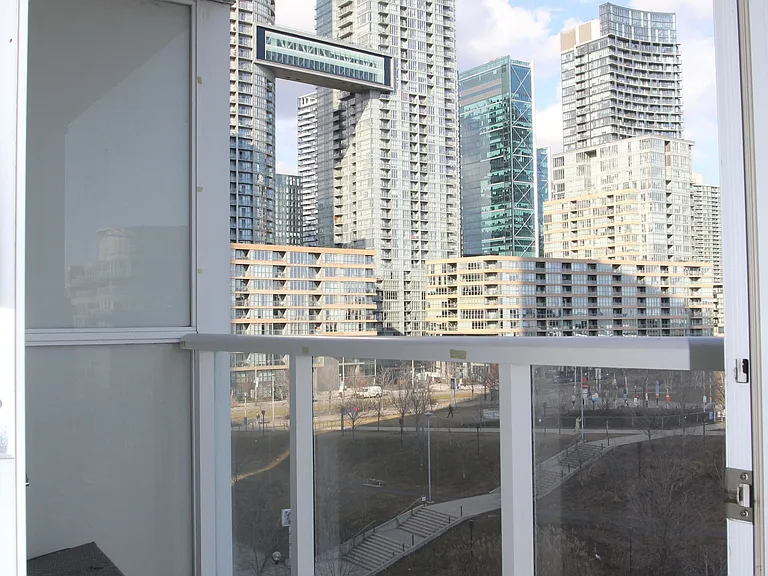 75 Queens Wharf Rd #707 — Photo 10