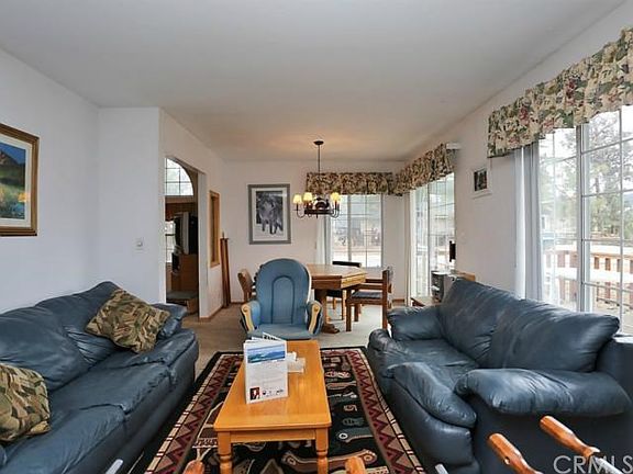 3rd image of 39581 Gilner Dr