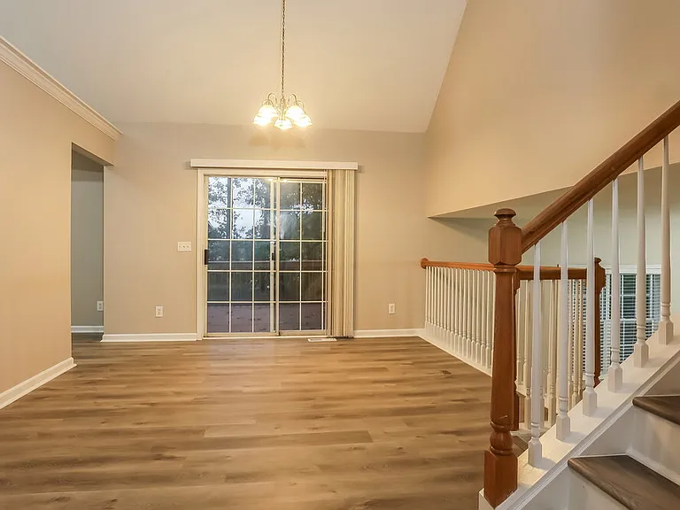 5980 Tate Dr — Photo 6