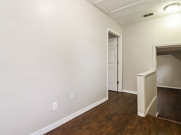 4th image of 10208 N 16th St