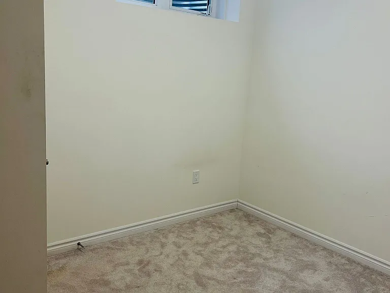 60 Bannister Rd #BASEMENT — Photo 6
