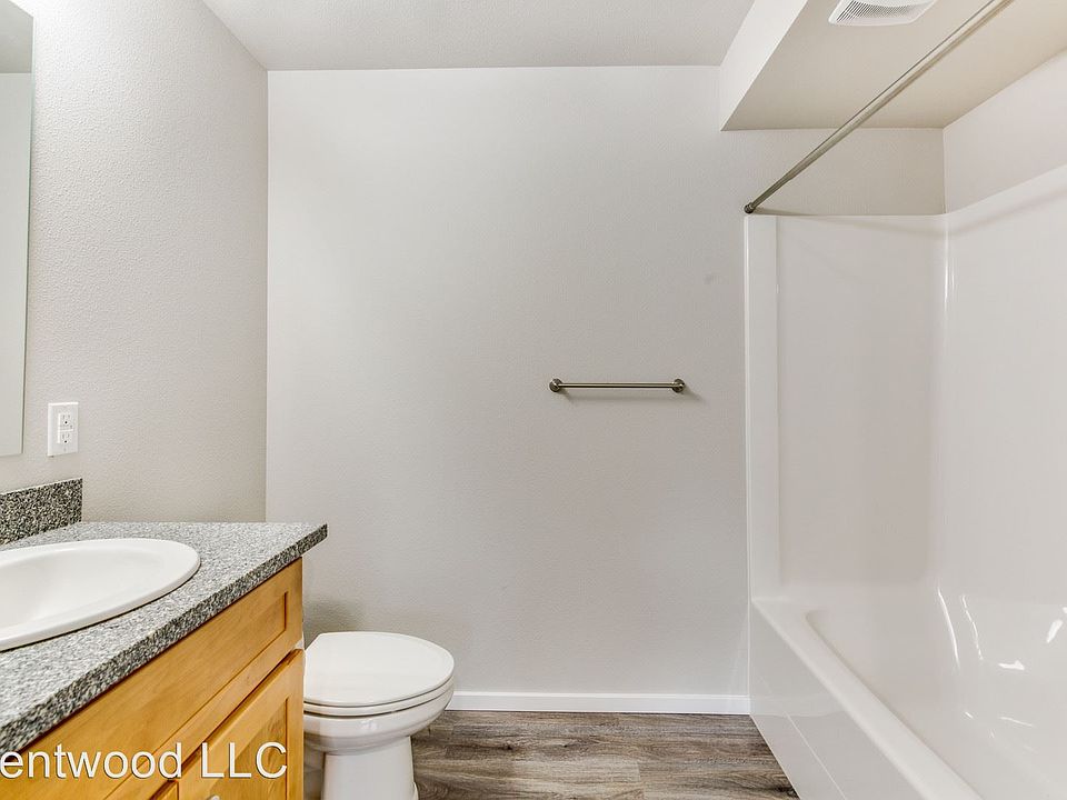 1st image of 2515 S 48th St APT 1A