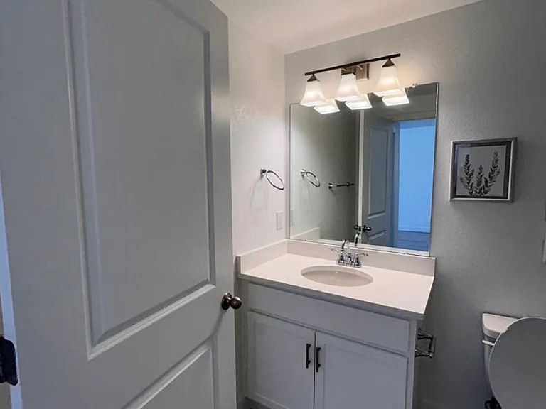 3647 S Lisbon Ct — Photo 33