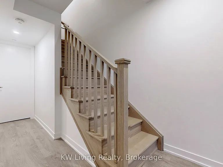 106 Green Gardens Blvd #B — Photo 10