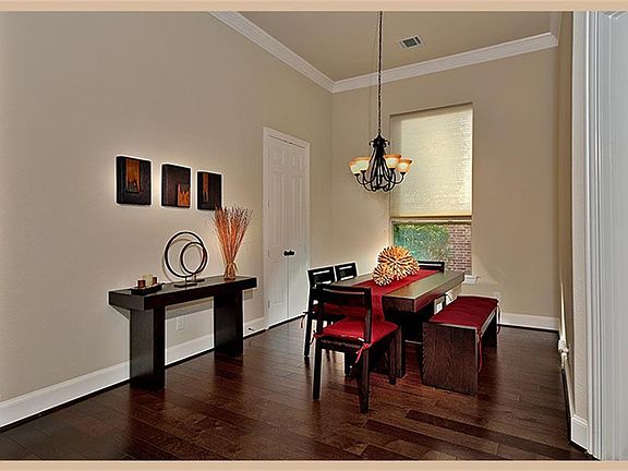 4th image of 11 Crystal Canyon Pl