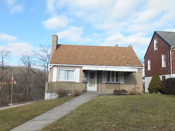 2nd image of 203 Dawson Dr