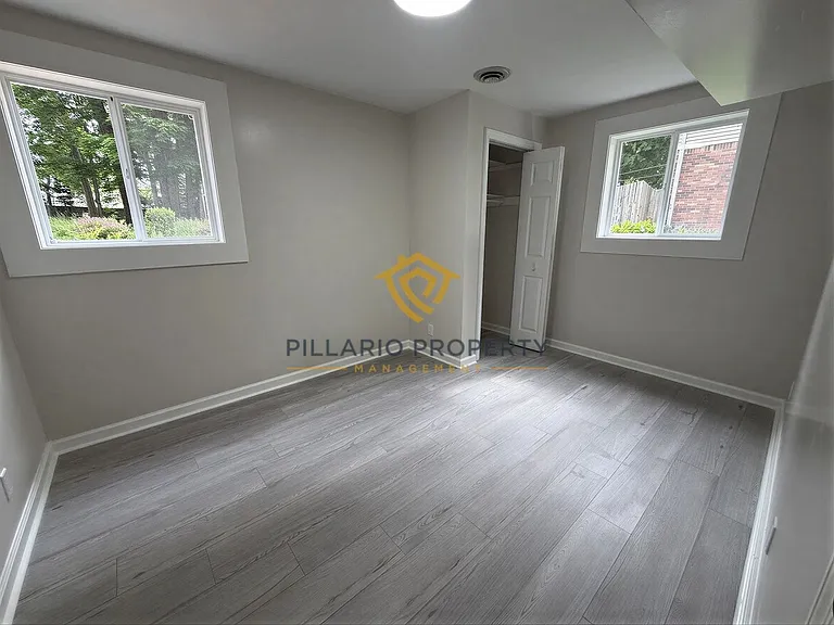 2706 Lakewood Dr N — Photo 15