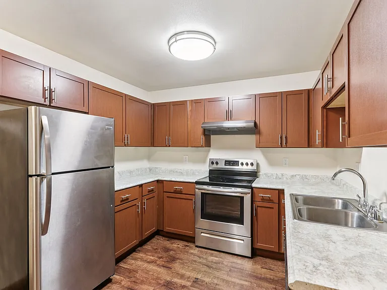 Woodfield Heights Apartments — Photo 52