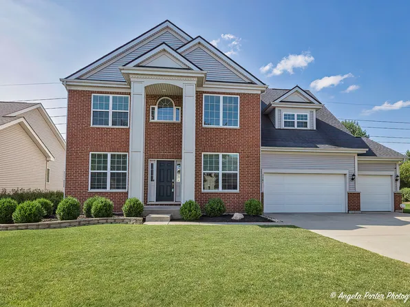 1161 Kingsmill Dr, Algonquin, IL 60102