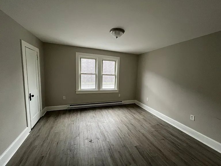 24 S Empire St #2R — Photo 5