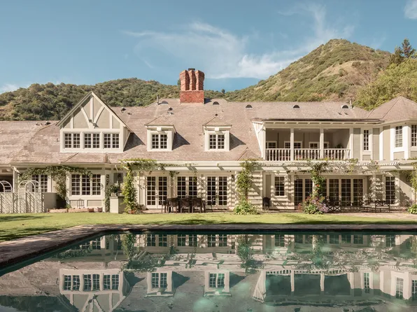 1420 Moraga Dr, Los Angeles, CA 90049