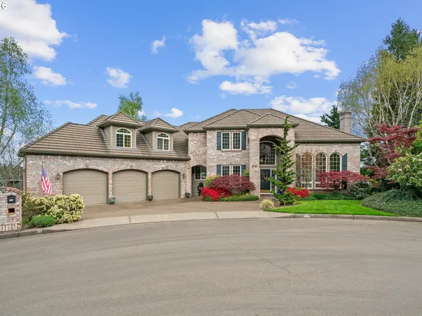 2328 Oakhurst Ln, Lake Oswego, OR 97034