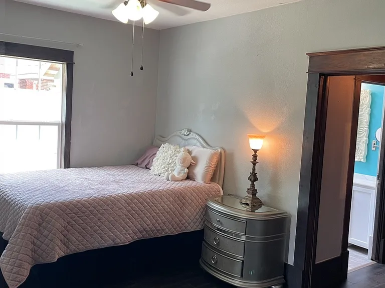 517 N 11th Ave — Photo 15
