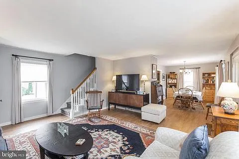 3 bed, 1254 sqft, $2,500 — Photo 4