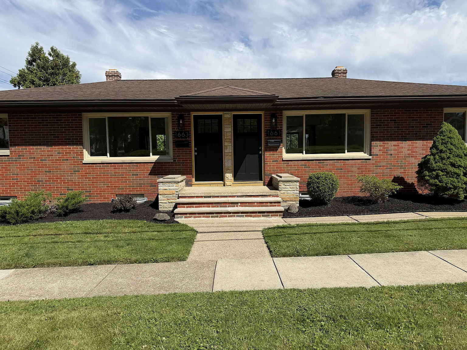 2 bed, 800 sqft, $1,500 — Photo 3