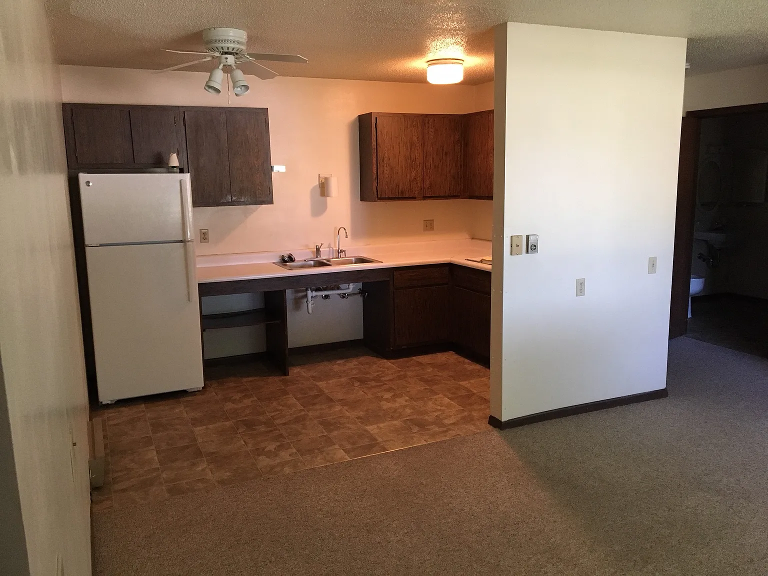 2 bed, 750 sqft, $625 — Photo 4