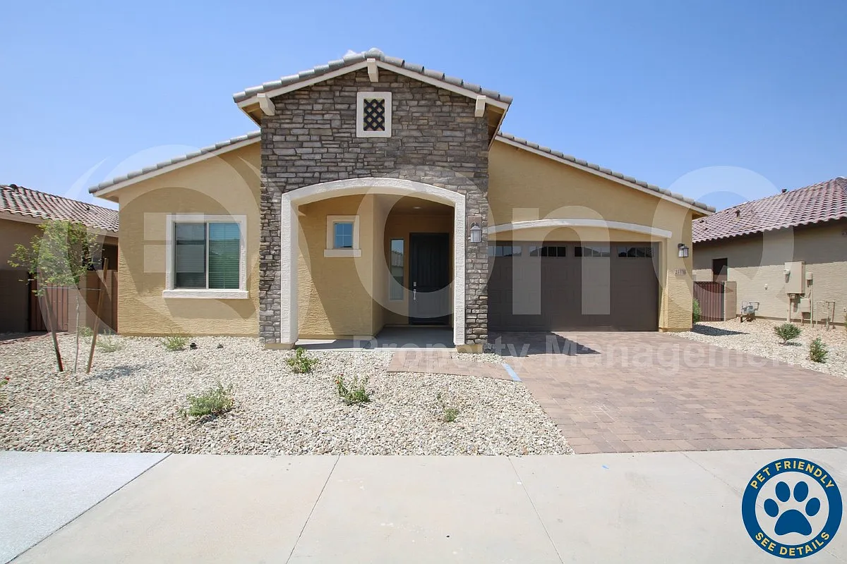 3 bed, 3.0 bath, 2187 sqft, $2,399 — Photo 1