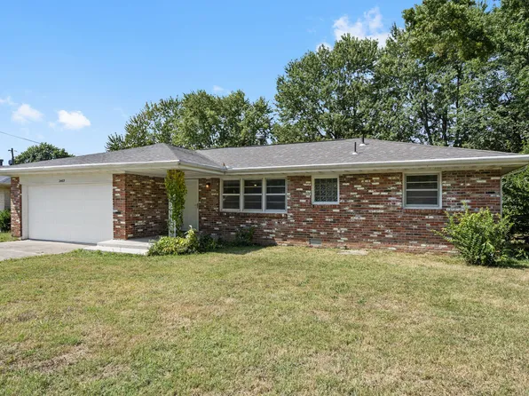 2463 S Dollison Avenue, Springfield, MO 65807