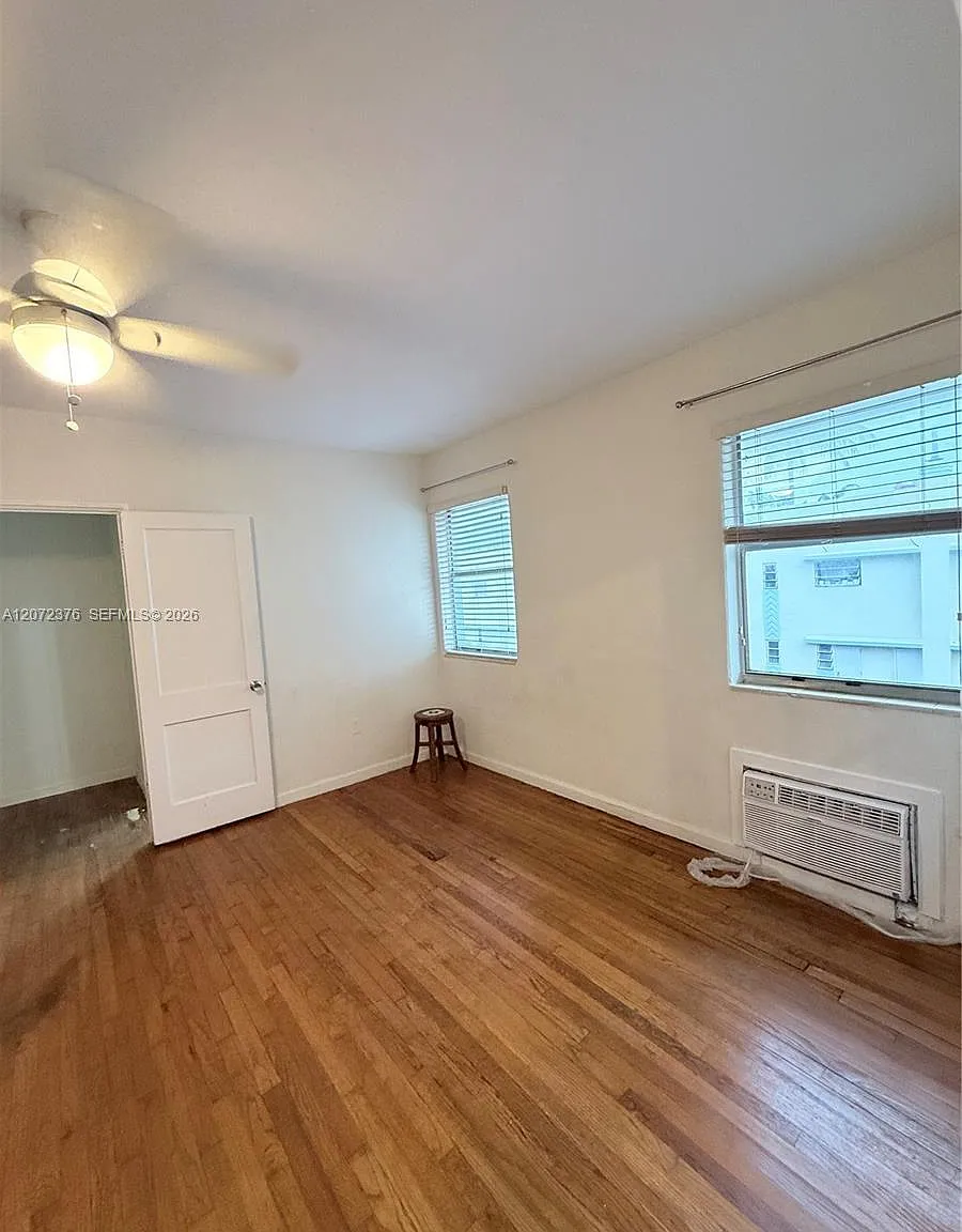 900 Jefferson Ave — Photo 3