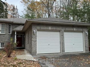 41 Melrose Ave, Wasaga Beach, ON L9Z2S8